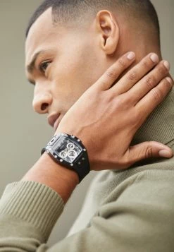 Guess TREND - Chronograph Watch - Black