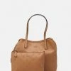 Guess VIKKY - Handbag - Caramel
