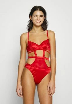 Guess ALICIA PUSH-UP - Body - Tulip Red