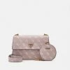 Guess ALEXIE CROSSBODY FLAP SET - Across Body Bag - Rose