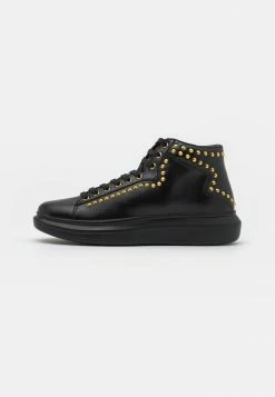 Guess SALERNO MID STUDS - High-top Trainers - Black