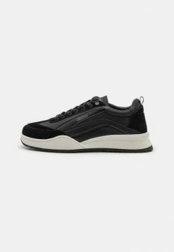 Guess MONTE - Trainers - Black